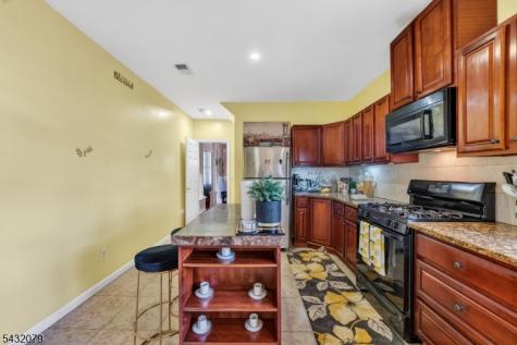89 Watsessing Avenue Bloomfield NJ 07003