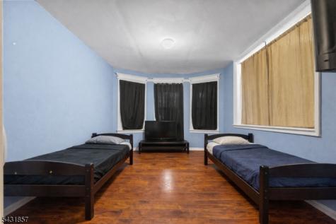733 Jackson Avenue Elizabeth NJ 07201