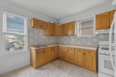 733 Jackson Avenue Elizabeth NJ 07201