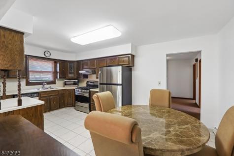 355 Chestnut Avenue South Hackensack NJ 07606