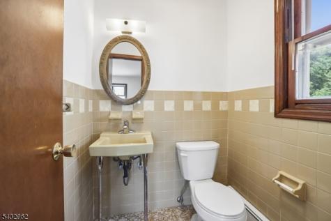 355 Chestnut Avenue South Hackensack NJ 07606