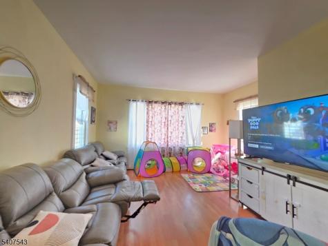 15 E Price Street Linden NJ 07036
