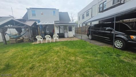 115 Hawthorne Street Roselle NJ 07203