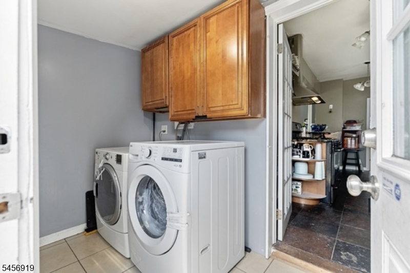 26 Dane Street Sayreville NJ 08872