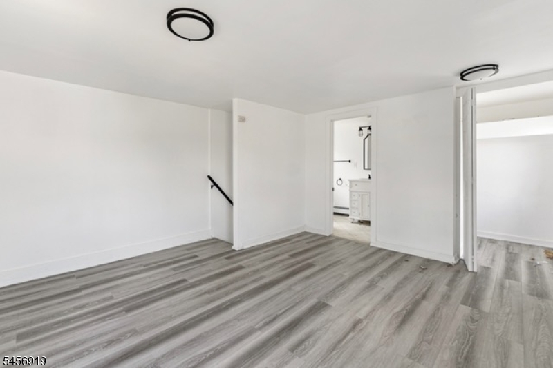 26 Dane Street Sayreville NJ 08872