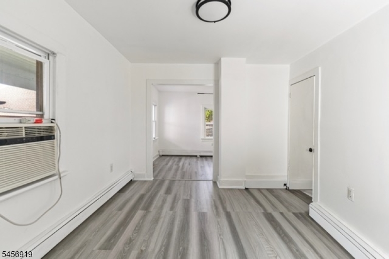26 Dane Street Sayreville NJ 08872