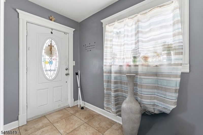 26 Dane Street Sayreville NJ 08872
