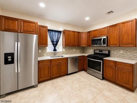 75 Eaton Place East Orange NJ 07017