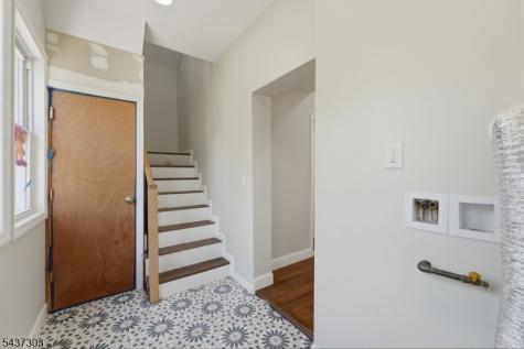 851 Garden Street Elizabeth NJ 07202