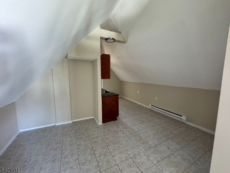 88 N 6th Street Paterson NJ 07522