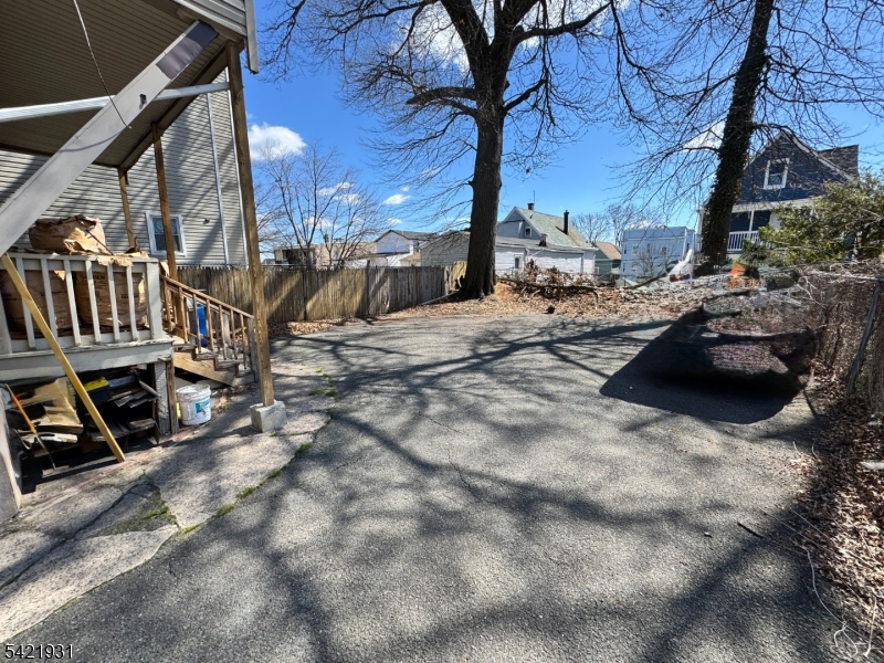 88 N 6th Street Paterson NJ 07522