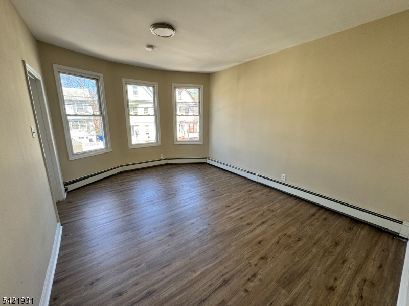 88 N 6th Street Paterson NJ 07522