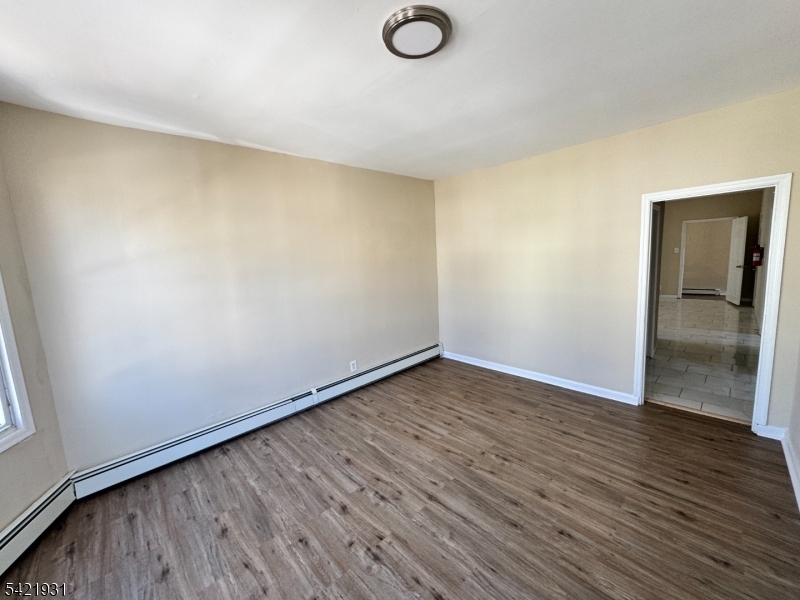 88 N 6th Street Paterson NJ 07522