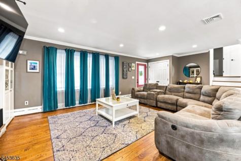 13 East Street Wanaque NJ 07465