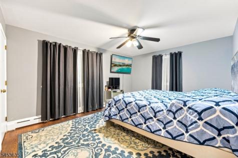 13 East Street Wanaque NJ 07465