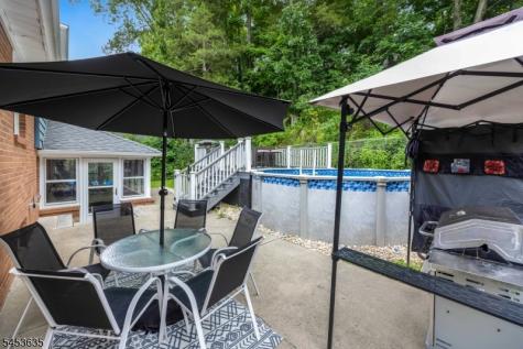 13 East Street Wanaque NJ 07465