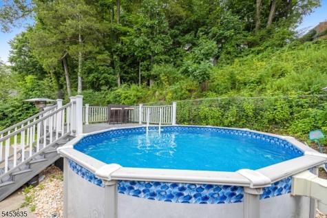 13 East Street Wanaque NJ 07465