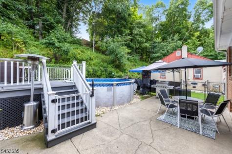 13 East Street Wanaque NJ 07465