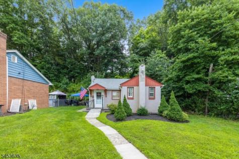 13 East Street Wanaque NJ 07465