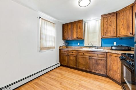 13 East Street Wanaque NJ 07465
