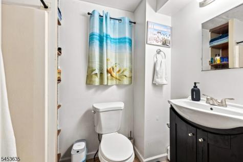 13 East Street Wanaque NJ 07465