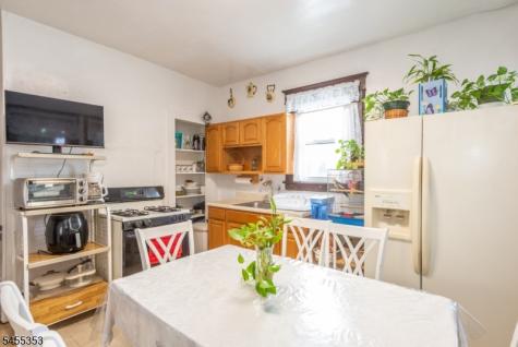 985 E 23rd Street Paterson NJ 07513