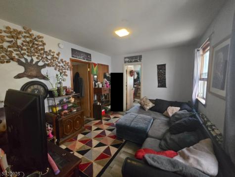 34 Home Street Franklin NJ 08873