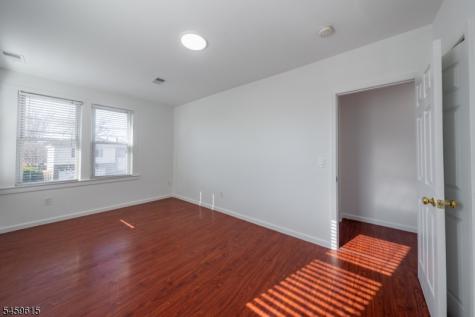 509 Roosevelt Street Roselle Park NJ 07204