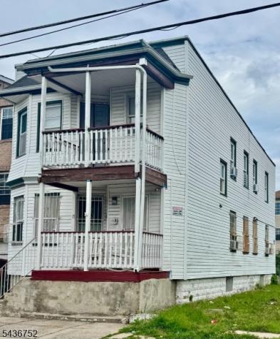 15 Hobson Street Newark NJ 07112