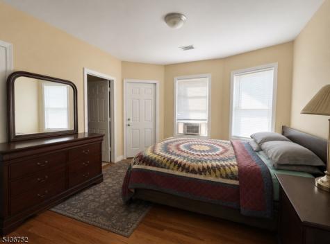 15 Hobson Street Newark NJ 07112