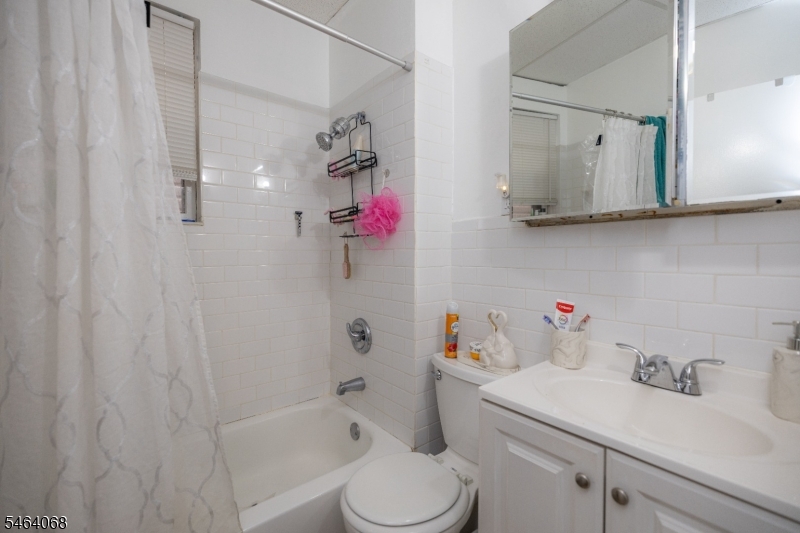 26 Reid Street Elizabeth NJ 07201