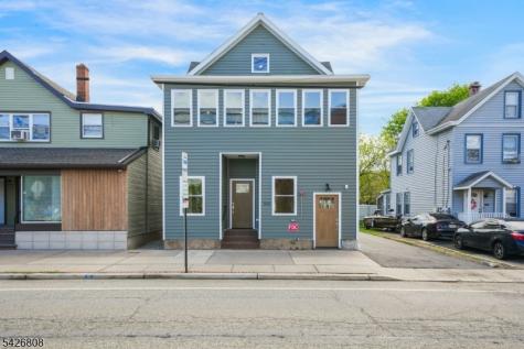 532 Ringwood Avenue Wanaque NJ 07465