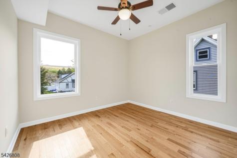 532 Ringwood Avenue Wanaque NJ 07465