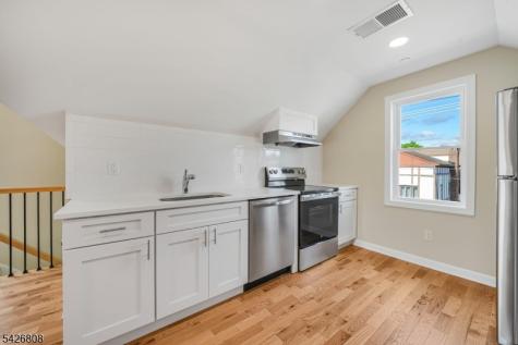 532 Ringwood Avenue Wanaque NJ 07465