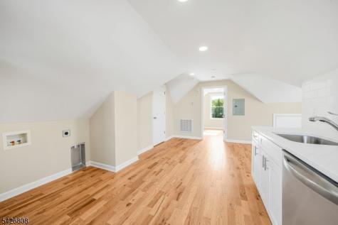 532 Ringwood Avenue Wanaque NJ 07465