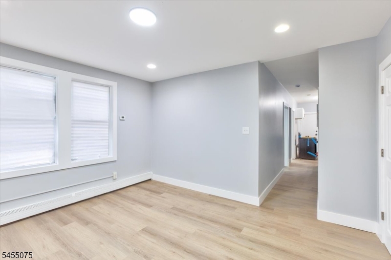 20 Edwin Place Newark NJ 07112