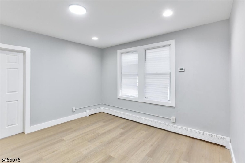 20 Edwin Place Newark NJ 07112