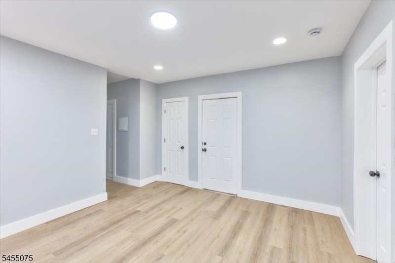 20 Edwin Place Newark NJ 07112