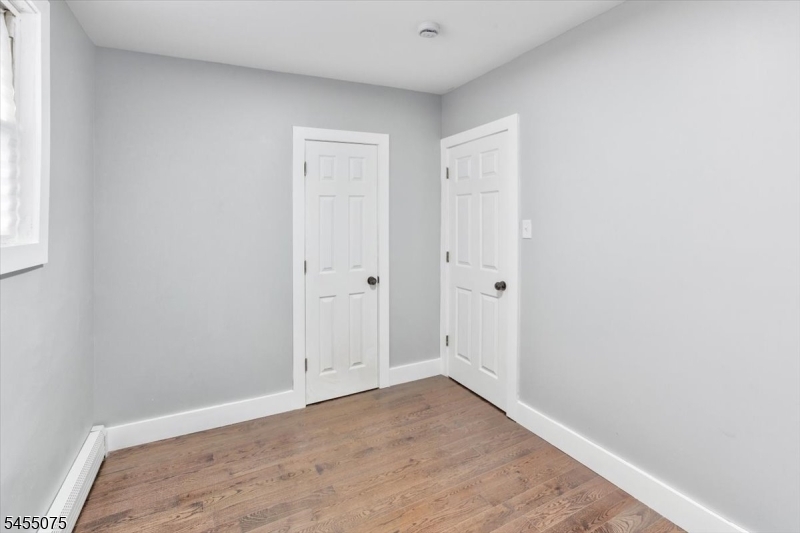 20 Edwin Place Newark NJ 07112