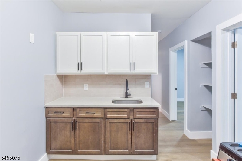 20 Edwin Place Newark NJ 07112