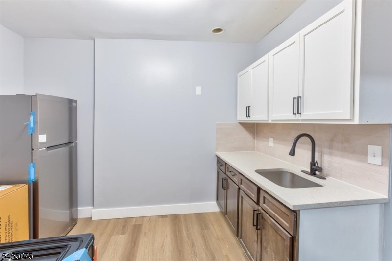 20 Edwin Place Newark NJ 07112
