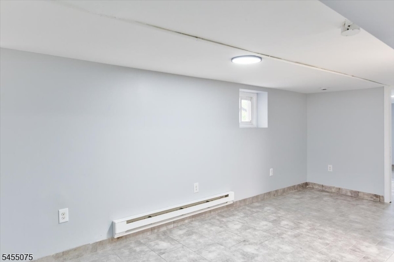 20 Edwin Place Newark NJ 07112