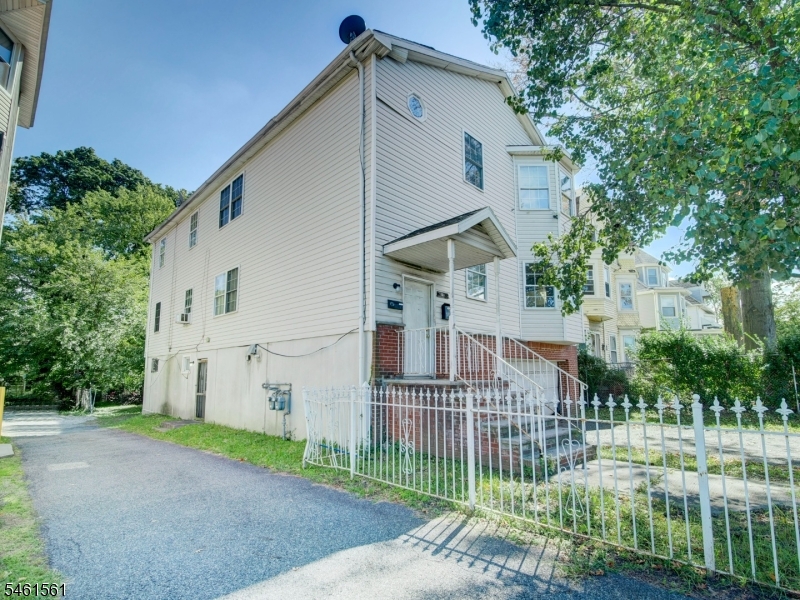 134 S Grove Street East Orange NJ 07018