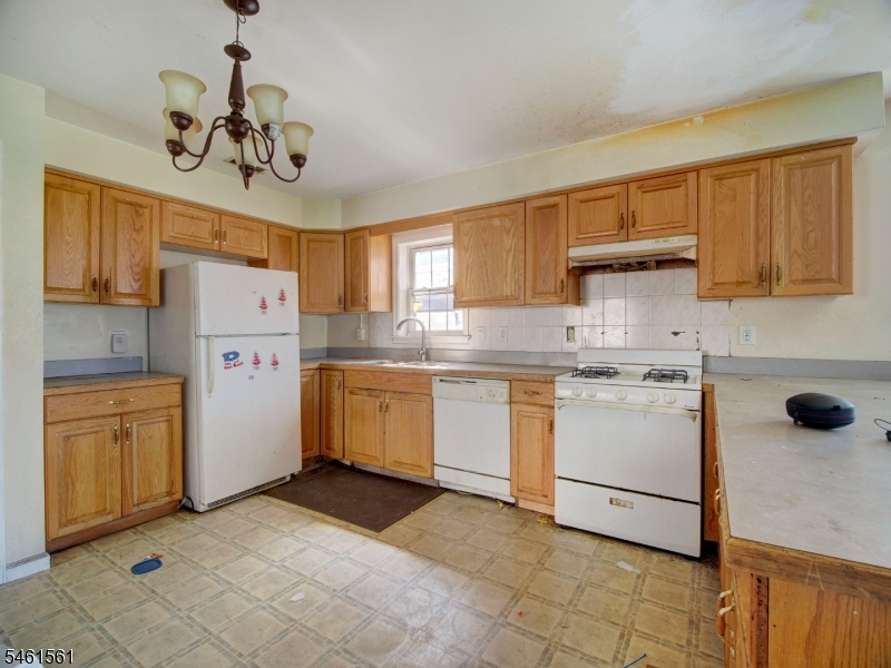 134 S Grove Street East Orange NJ 07018