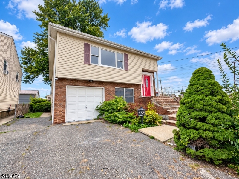 43 Hope Street Lodi NJ 07644