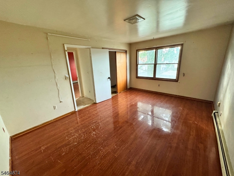 43 Hope Street Lodi NJ 07644