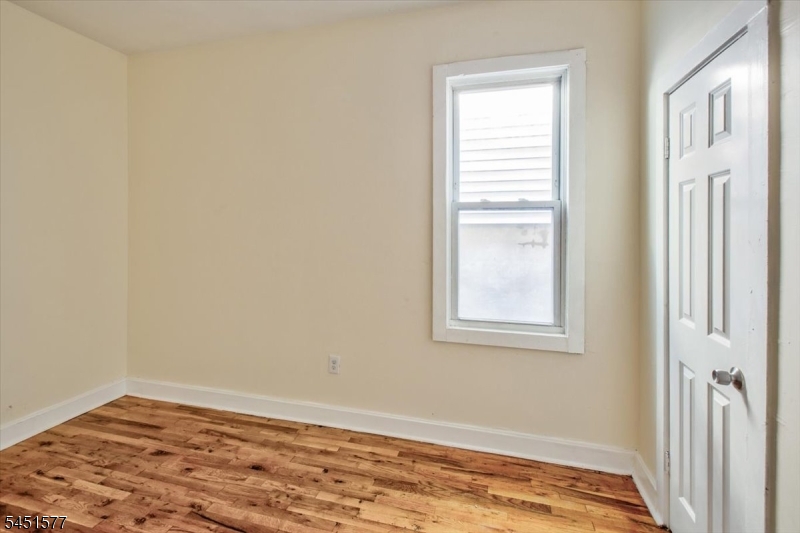 225 S 10th Street Newark NJ 07107