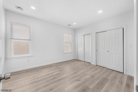 811 Jackson Avenue Linden NJ 07036
