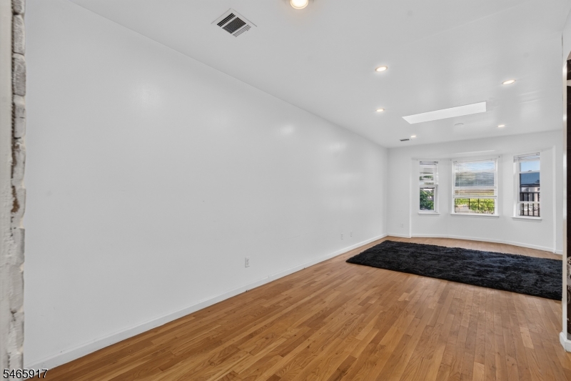 409 Halsey Street Newark NJ 07102
