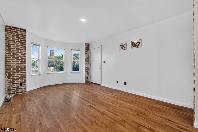 409 Halsey Street Newark NJ 07102